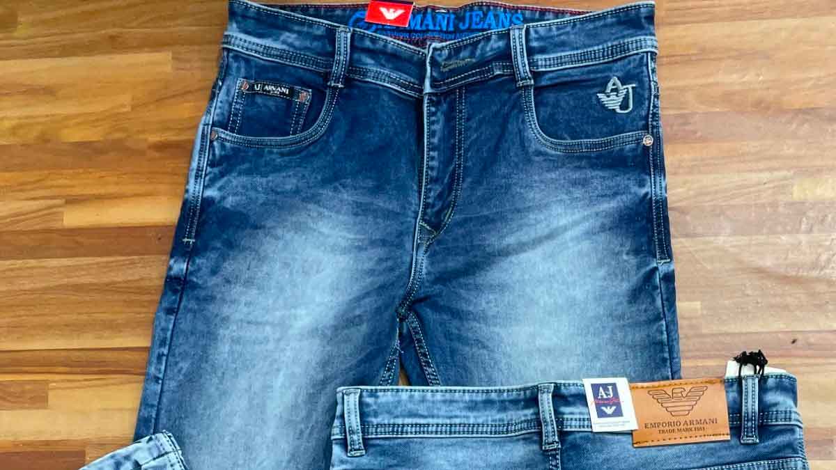 follow these tips while washing jeans pants 