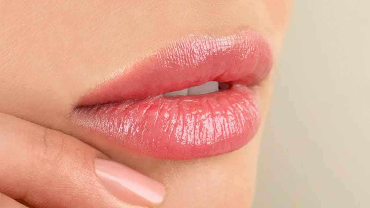 follow these wonderful home remedies for pink lips 