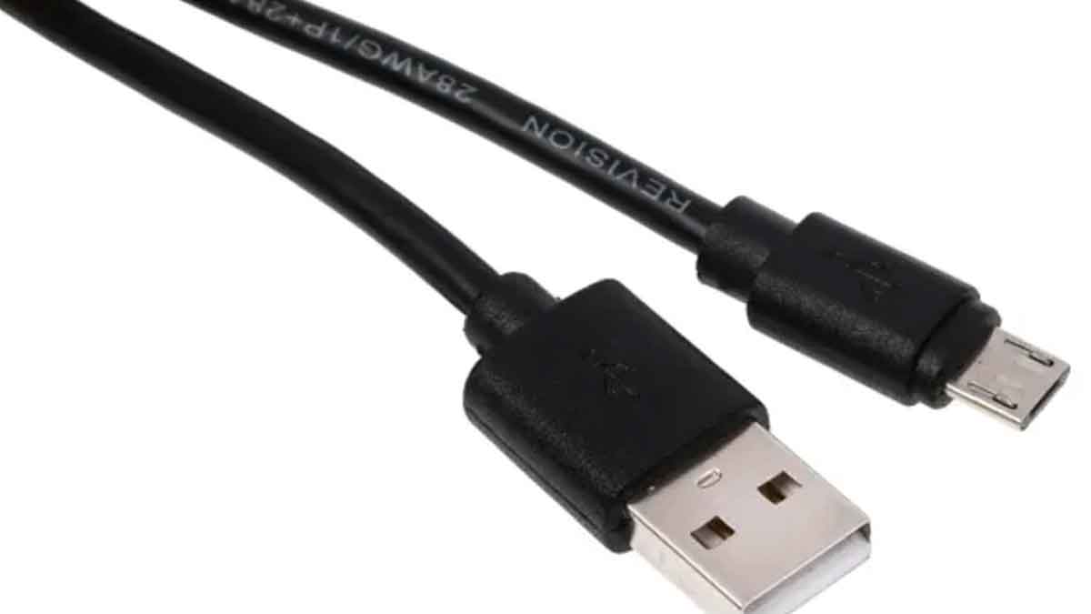 do you know why 2 holes on usb cables 