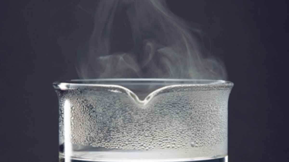 drink warm water like this for many health benefits 