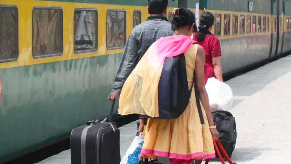 conversation between a lawyer and a woman in train 