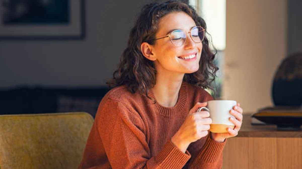 women who drink coffee daily can prevent strokes 