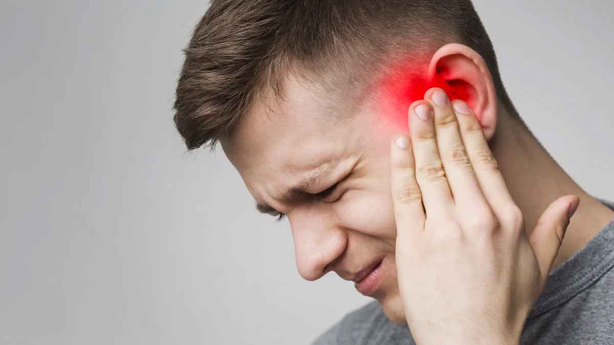 if you are suffering from ear pain follow this tip 