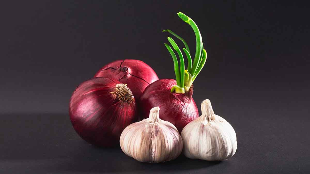 why some people do not take garlic and onion 