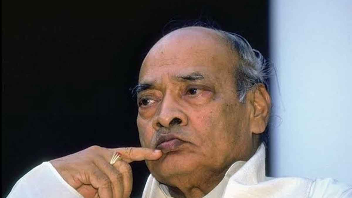 do you know how pv narasimha rao learnt 17 languages 