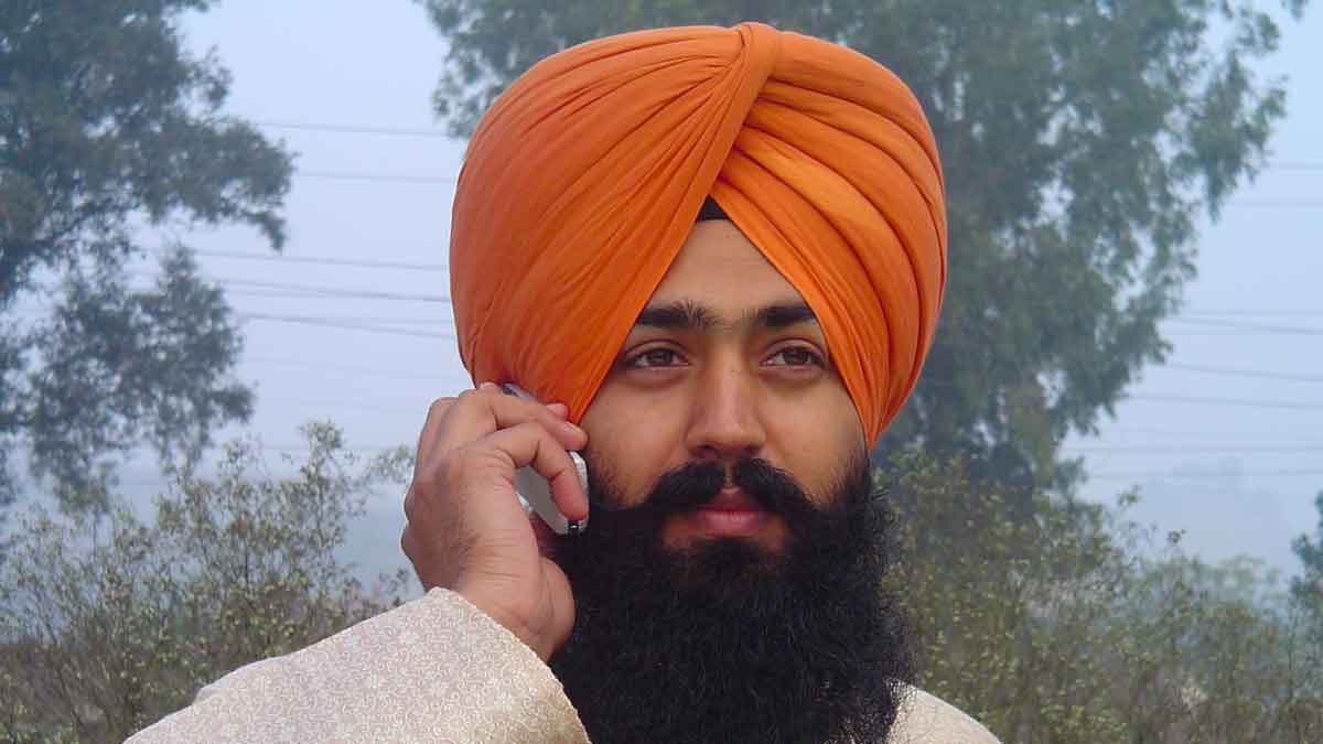 do you know why sikhs wear turban 