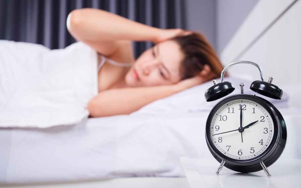 sleeplessness causes heart attacks says study 