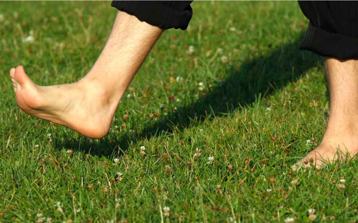 many wonderful health benefits of barefoot walking 