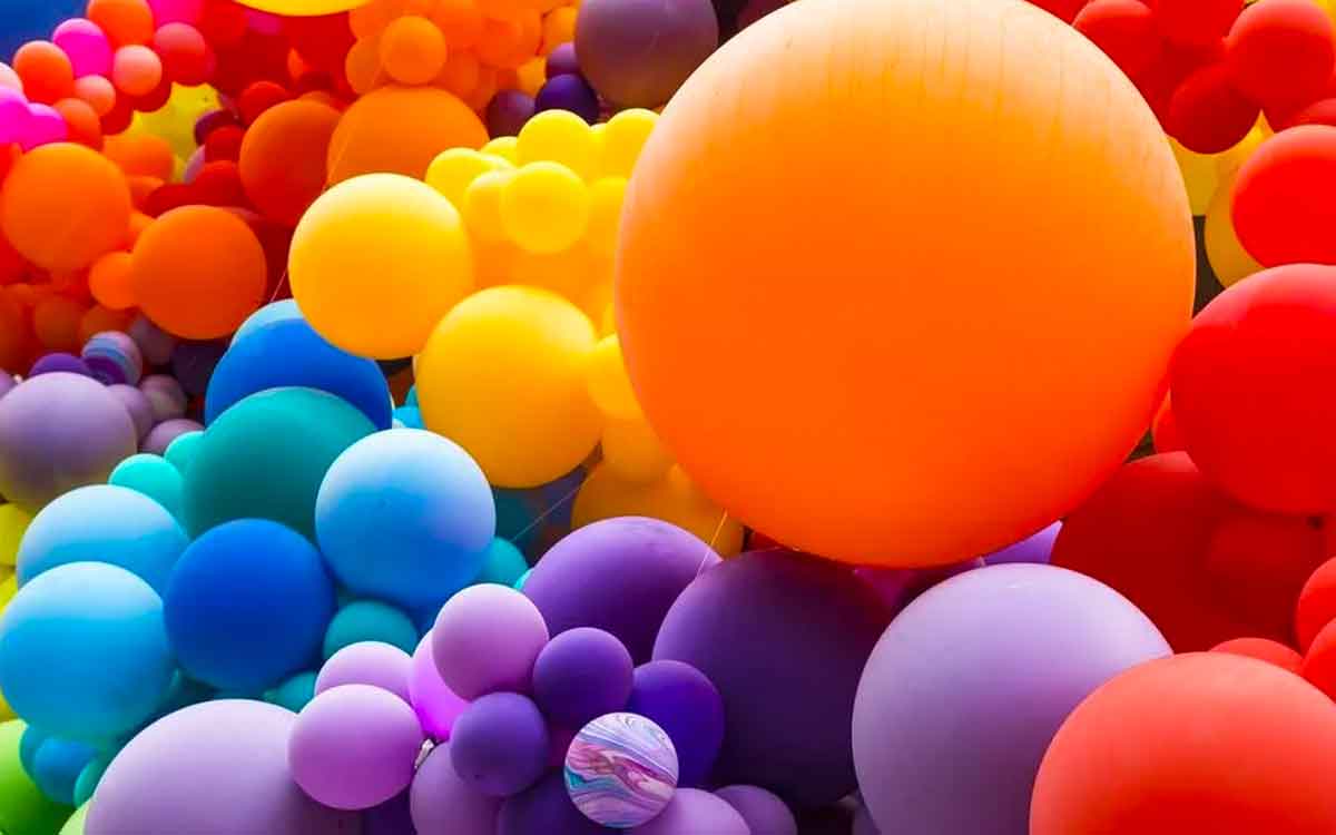 which colors will create which emotions in us 