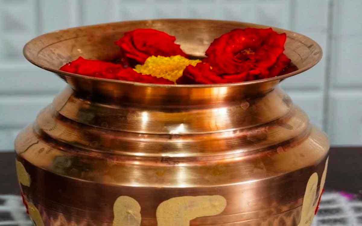 do like this at your house main door for lakshmi devi blessings 