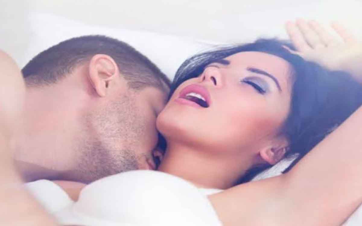women will get more excitement when men touches them there 