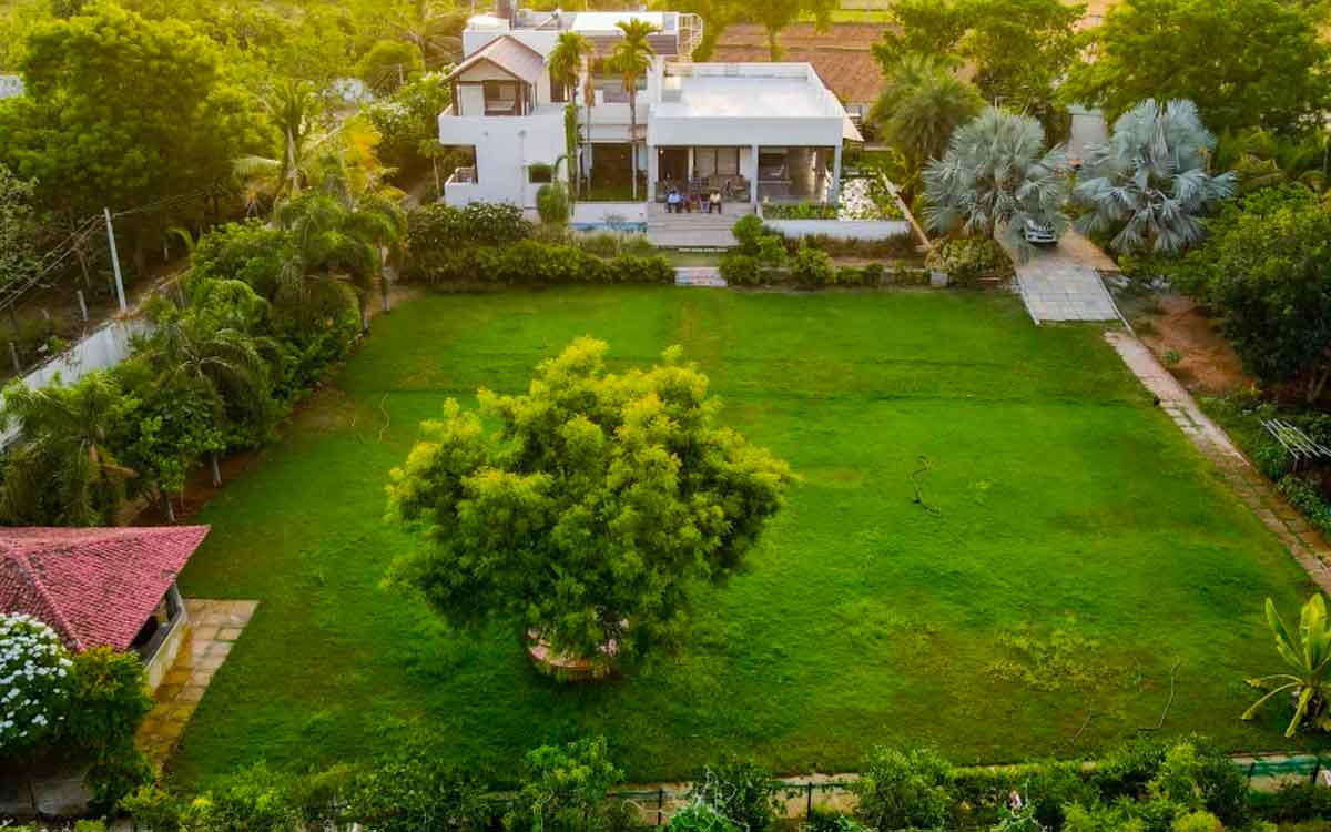 man build farm house and tried to set vastu for it 