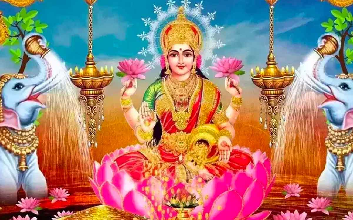 follow these rules when doing pooja to lakshmi devi for wealth 
