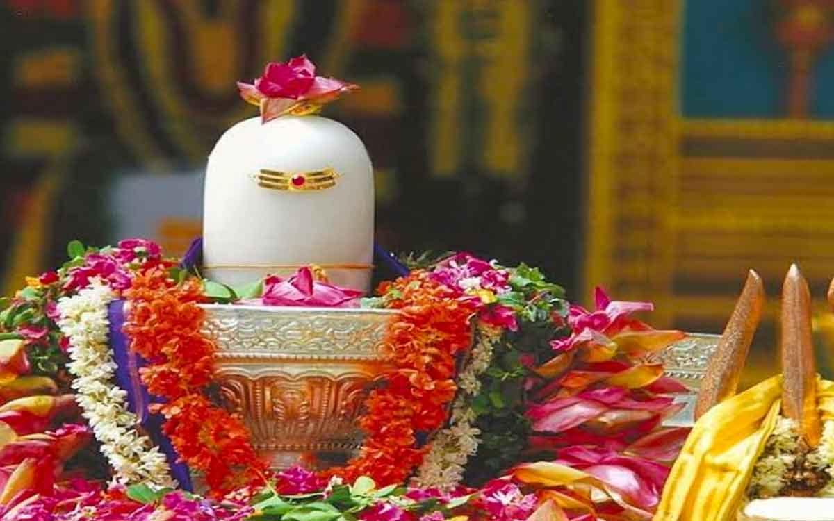 lord shiva will be pleased if you read his 8 names 