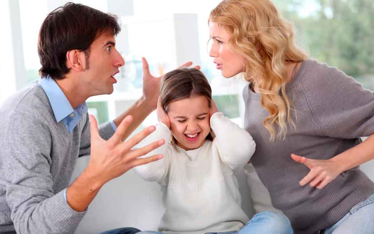 parents should not do these things before their kids 