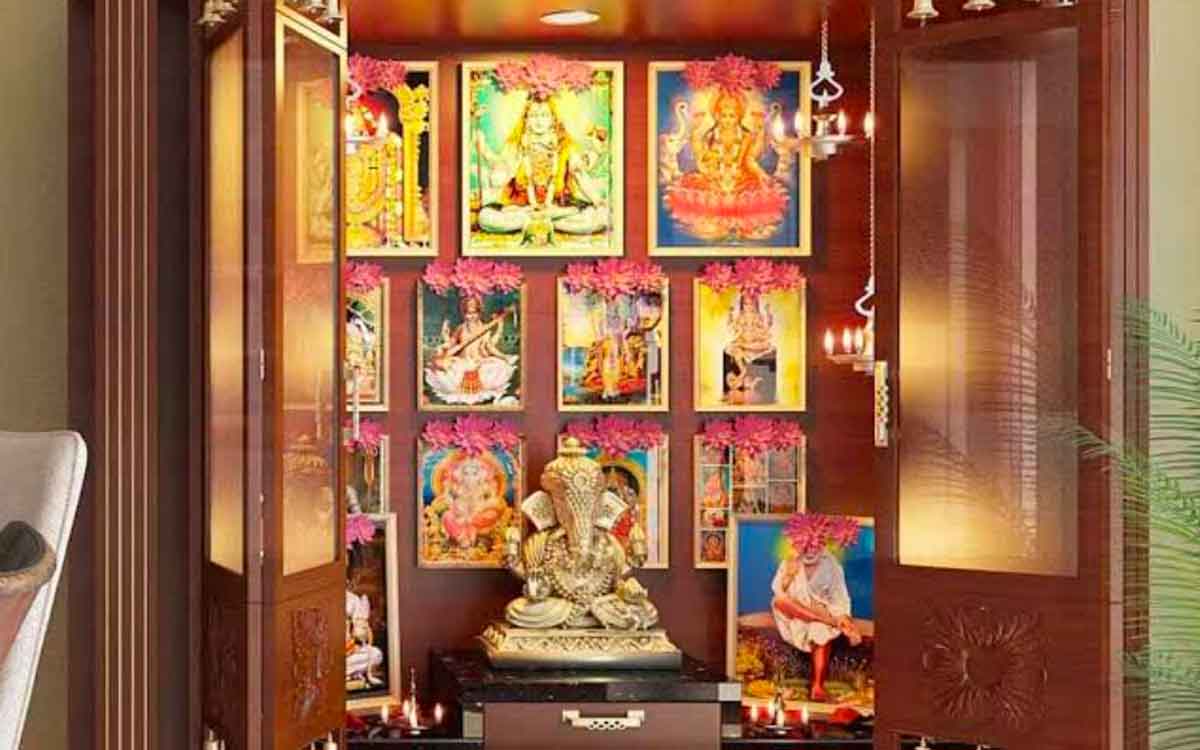 do not put this kind of photos in pooja room 