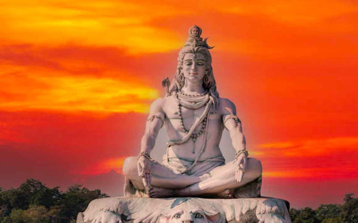 do pooja like this to lord shiva on monday to get rid of all problems 