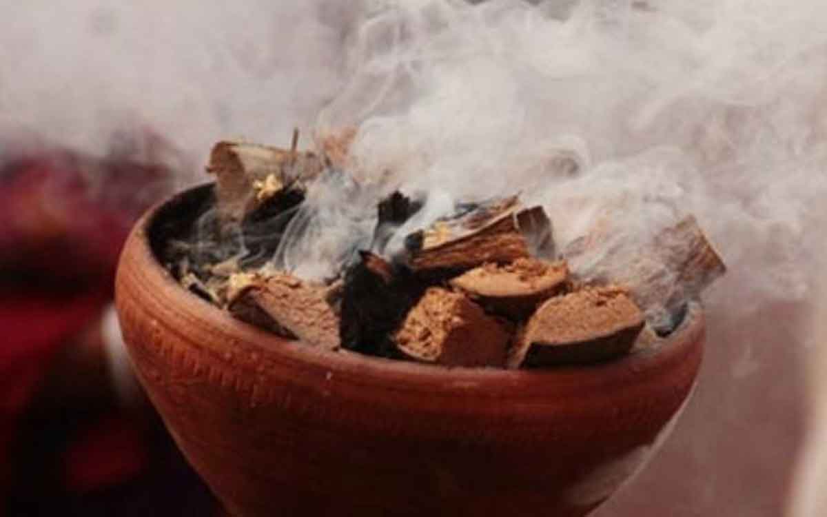 how to make dhoopam with used pooja flowers in your home 