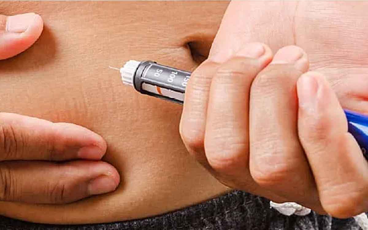 can diabetics carry insulin in flights 