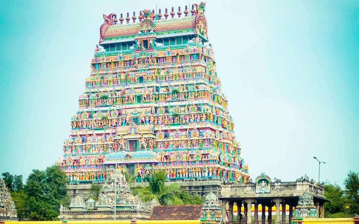 this is how you have to make darshan in temple 
